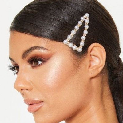 NO BRAND Triangle Pearl Hair Clip